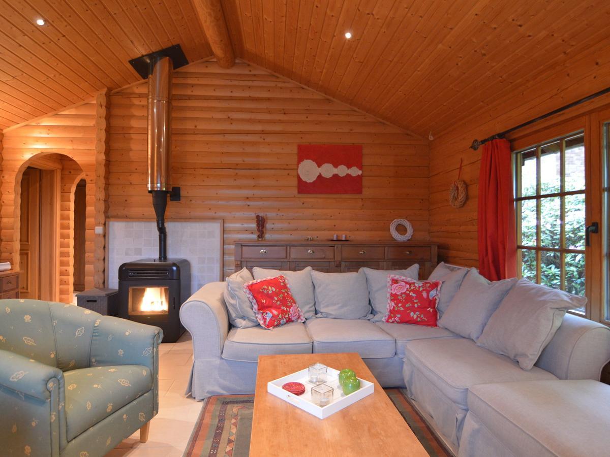 Charming Chalet With Private Garden In Stavelot Hockai Exteriör bild