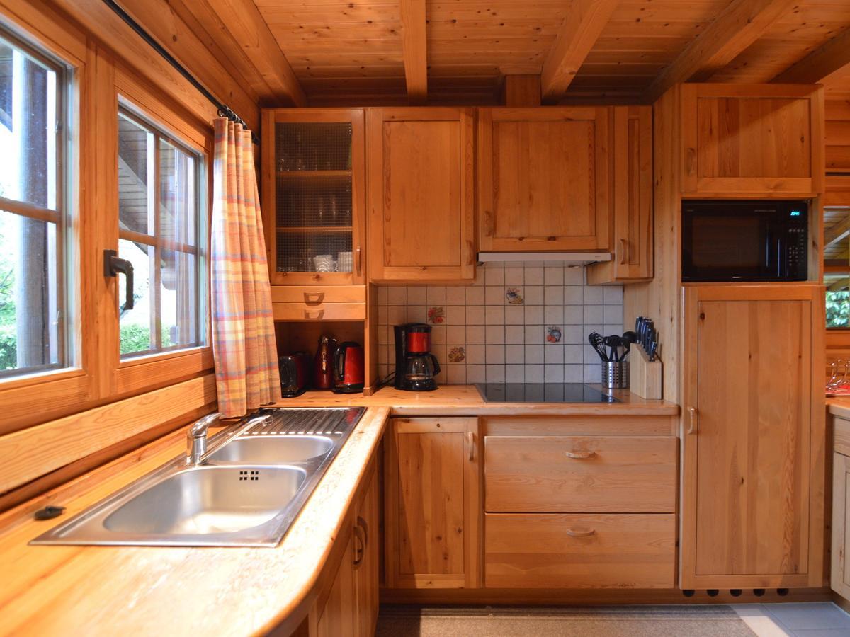 Charming Chalet With Private Garden In Stavelot Hockai Exteriör bild