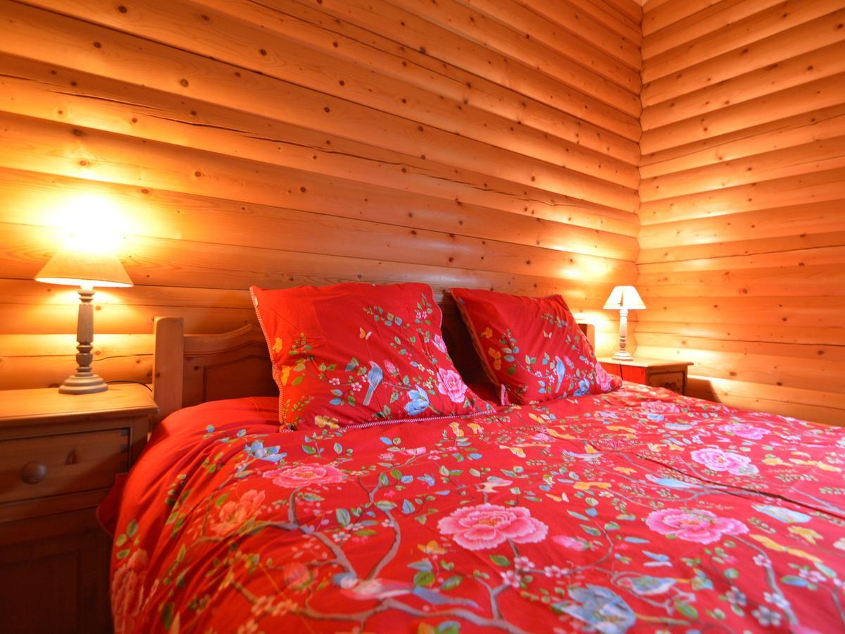 Charming Chalet With Private Garden In Stavelot Hockai Exteriör bild