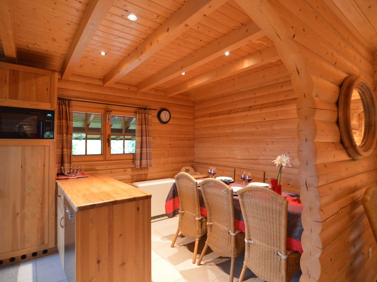 Charming Chalet With Private Garden In Stavelot Hockai Exteriör bild